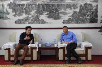 Jiejing Group Held Cooperation Talks with Jinma Industrial Group
