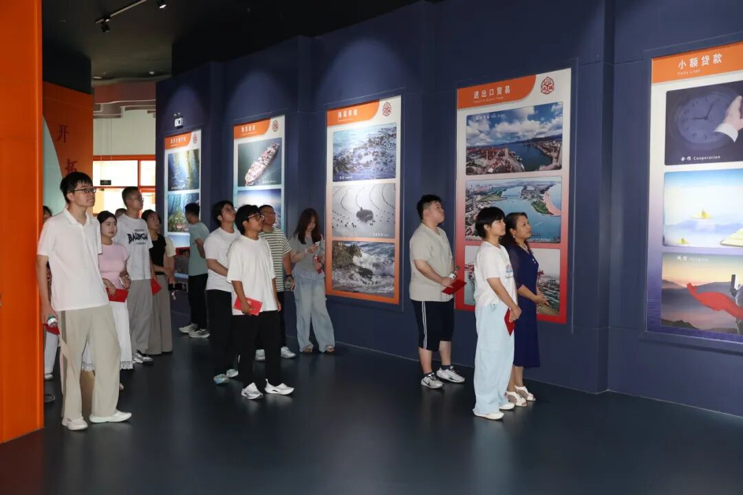 20260808暖心助学，筑梦远航——洁晶集团举行职工子女高考奖学金发放仪式5